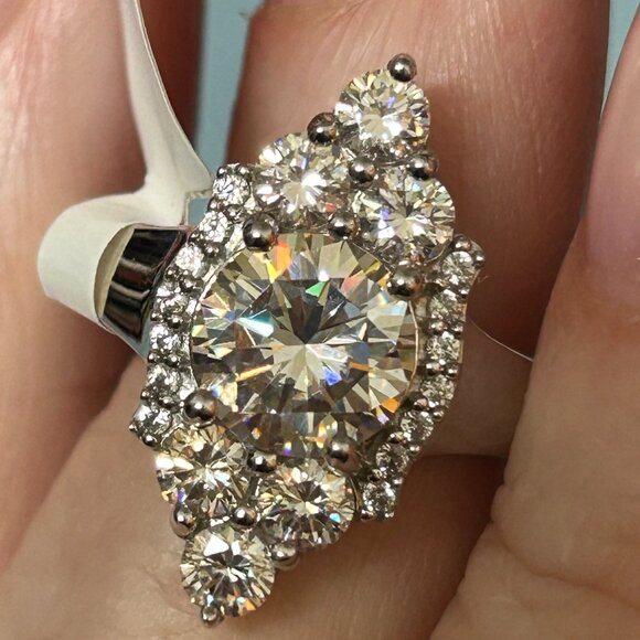 Strontium Titanate Ring - Picture 9 of 9